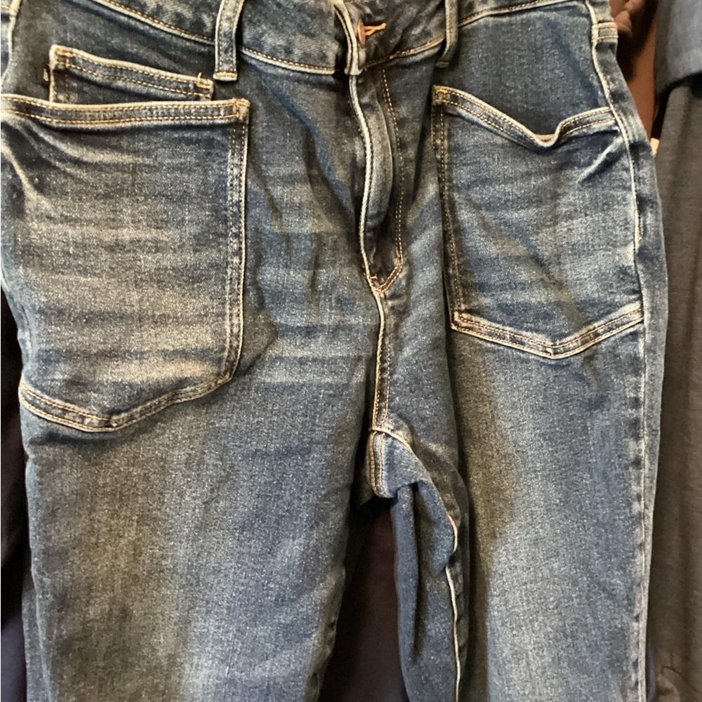 Judy Blue women’s  Washed Blue Slim-Straight Jeans